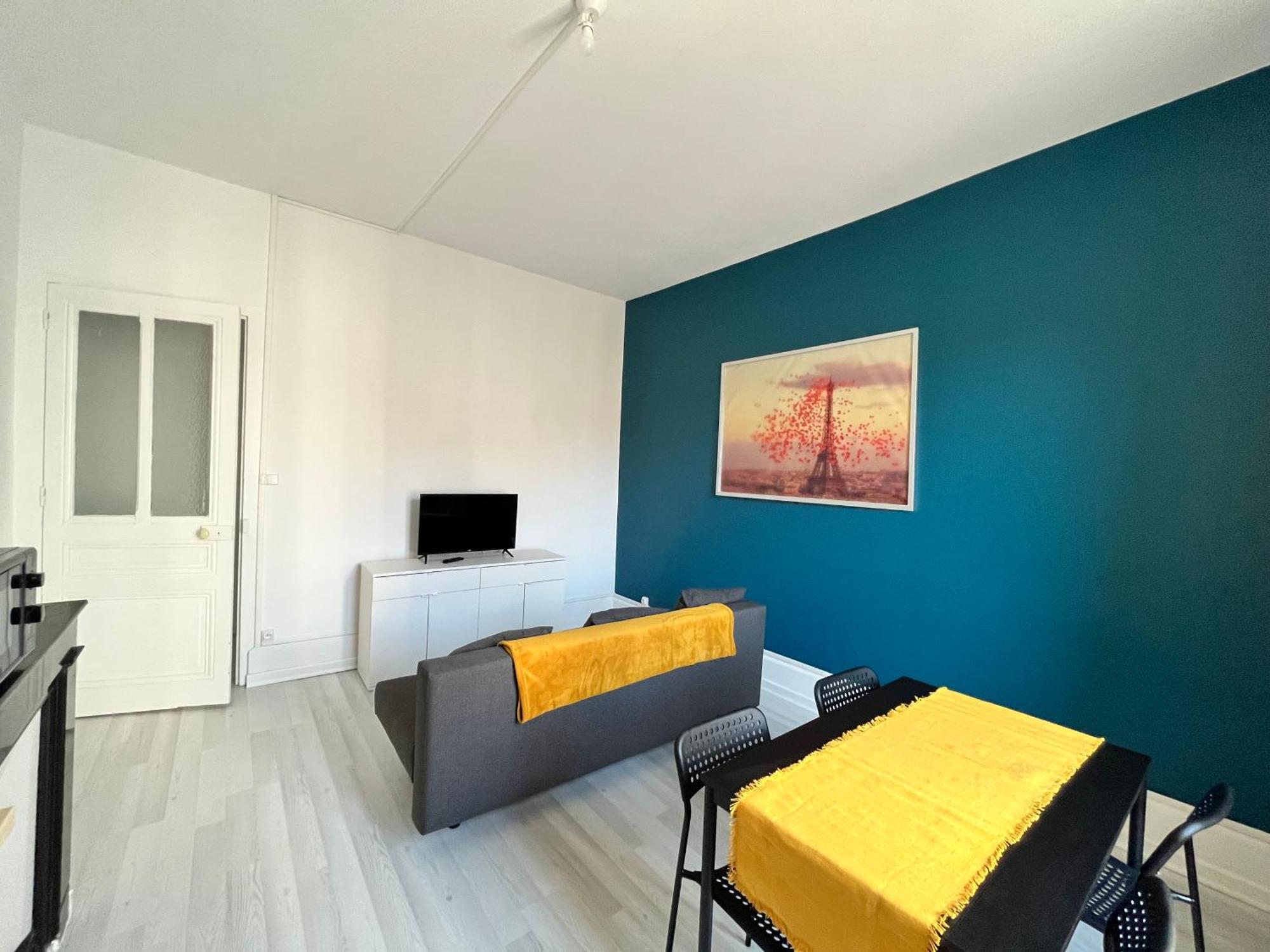Appartement Le Boheme - Proche Centre Ville Et Gare St Etienne Saint-Etienne  Exterior photo